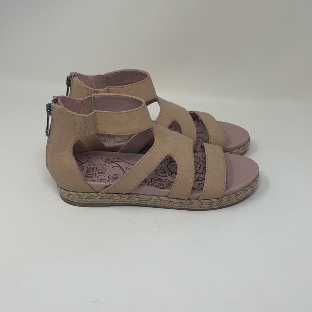 MOOTSIES TOOTSIE sandals! New! - Picture 3 of 6